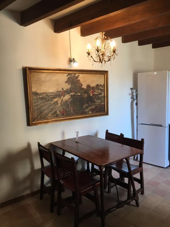 Stadthaus Mitten Im Kuenstlerviertel Von Arta Mit Zwei Wohnungen エクステリア 写真