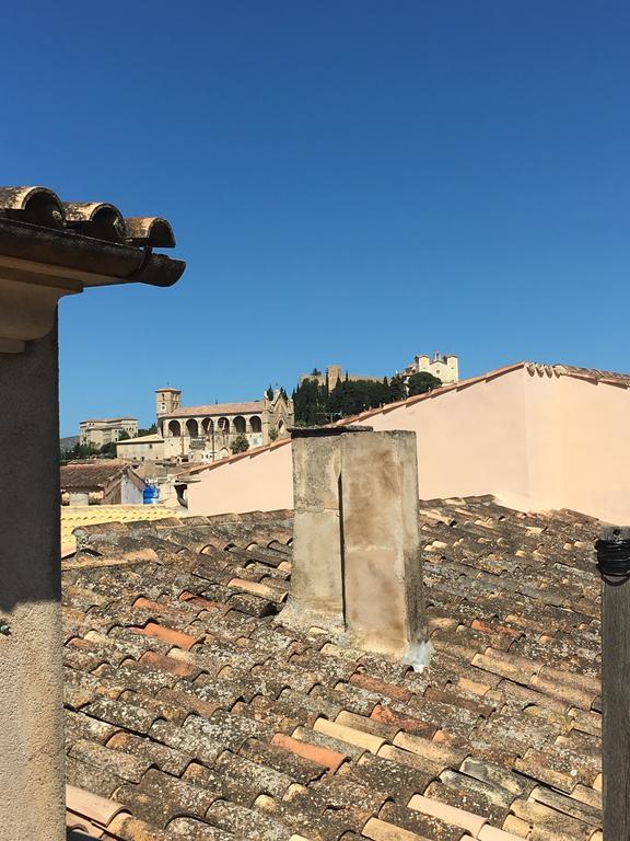 Stadthaus Mitten Im Kuenstlerviertel Von Arta Mit Zwei Wohnungen エクステリア 写真